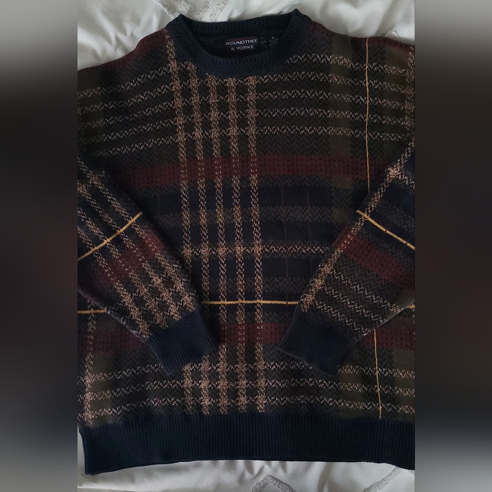 Roundtree & Yorke Crew Neck Sweater